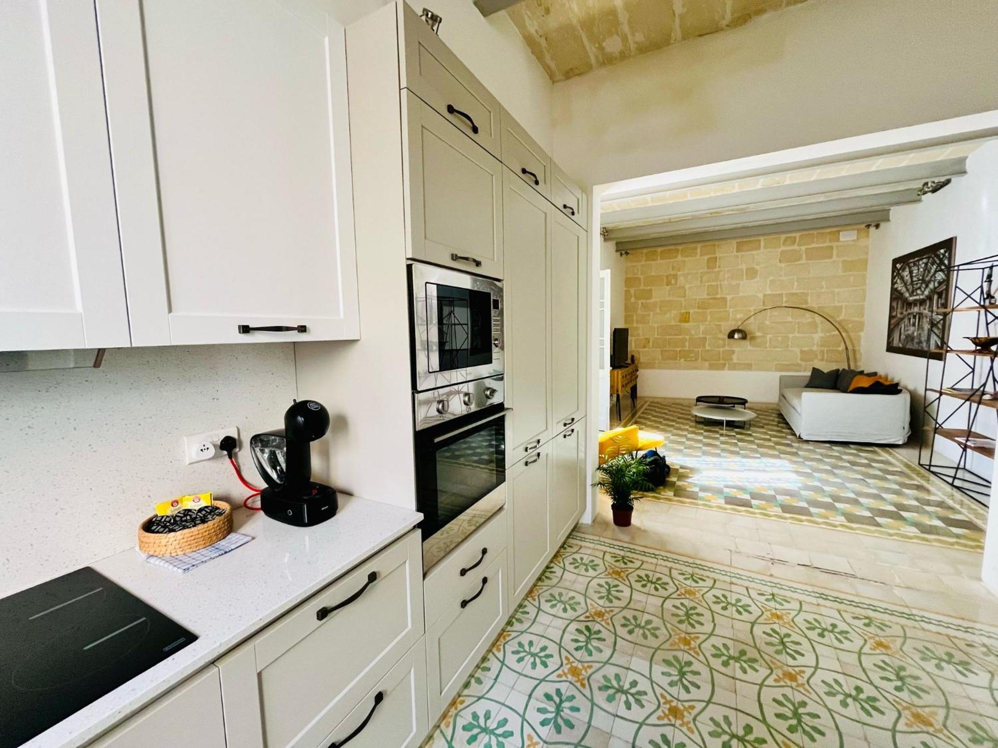 Cozy Charming Apartment In Old Bakery Street Valletta Exterior foto